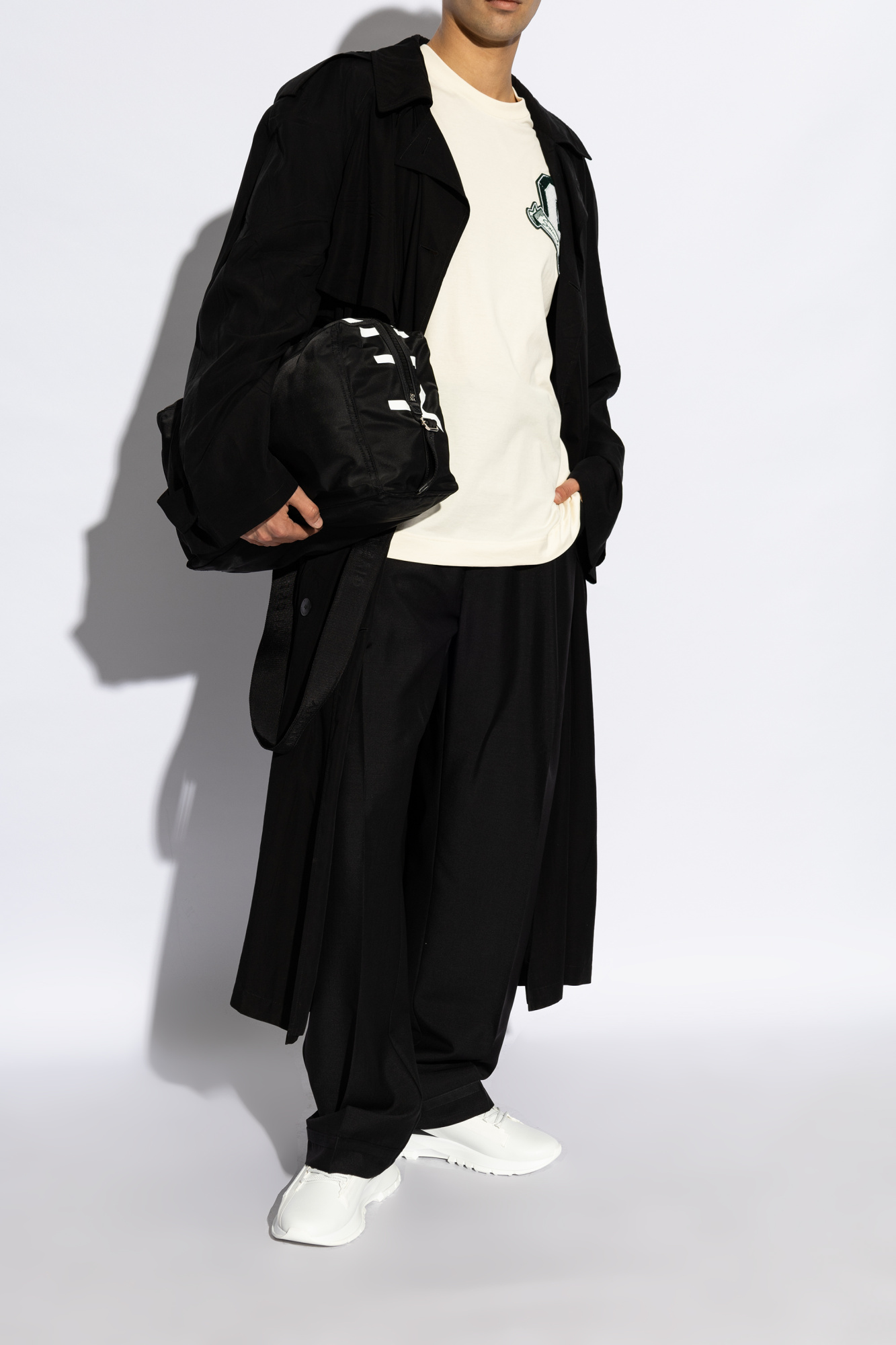 White 'Spectre Runner' sneakers Givenchy - Vitkac Canada